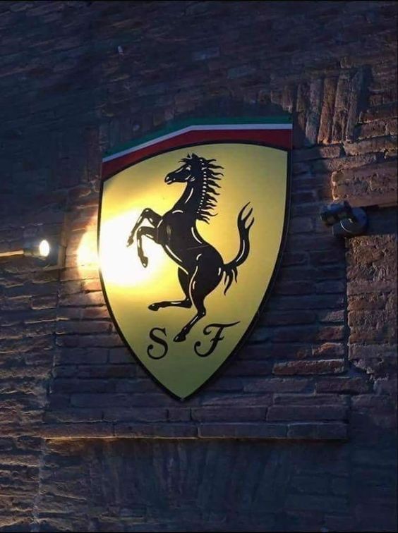 Detail Logo Mobil Ferrari Nomer 37