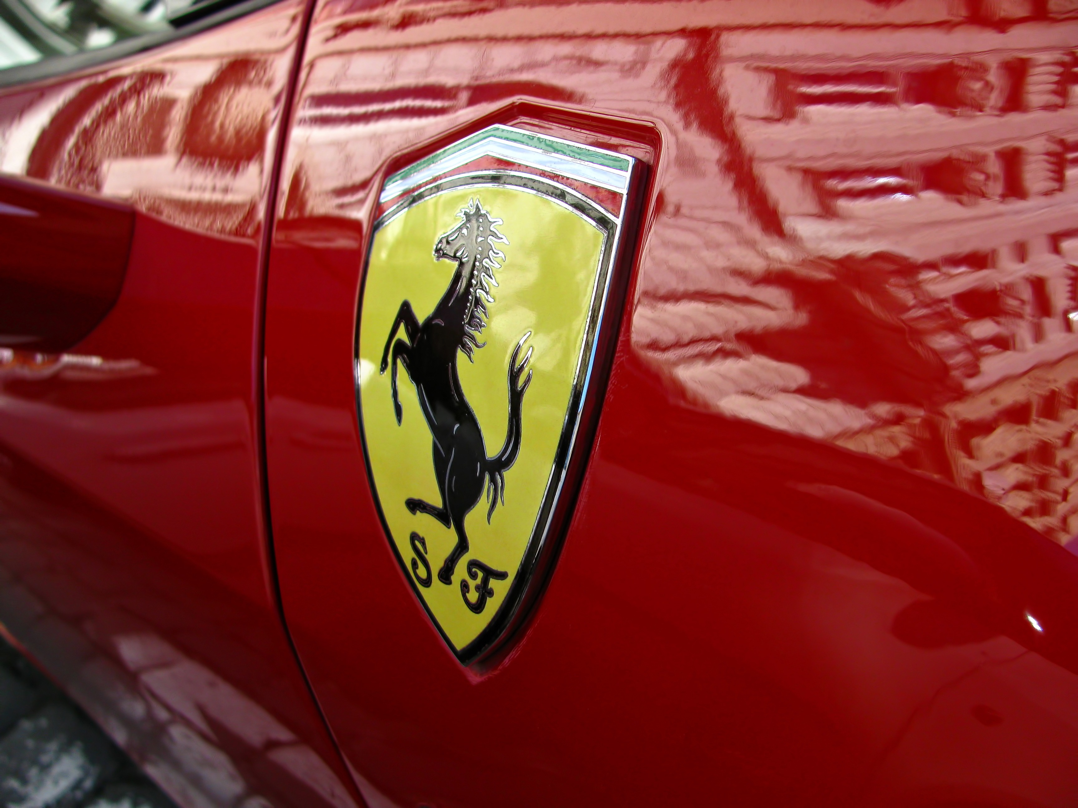 Detail Logo Mobil Ferrari Nomer 50