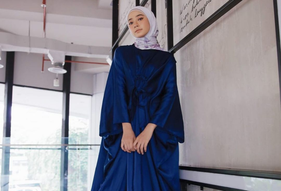 Detail Ootd Baju Biru Dongker Nomer 34