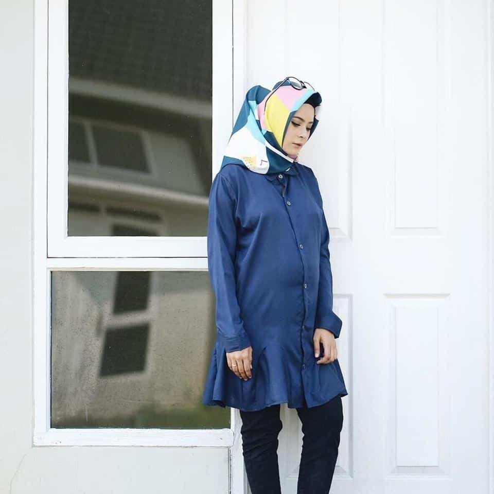 Detail Ootd Baju Biru Dongker Hijab Nomer 36