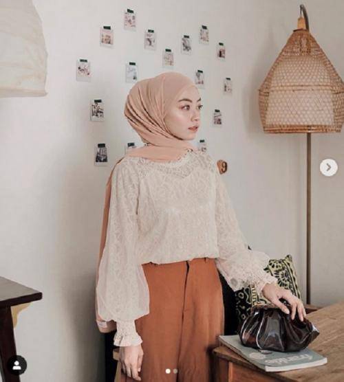 Detail Ootd Baju Warna Coklat Nomer 8