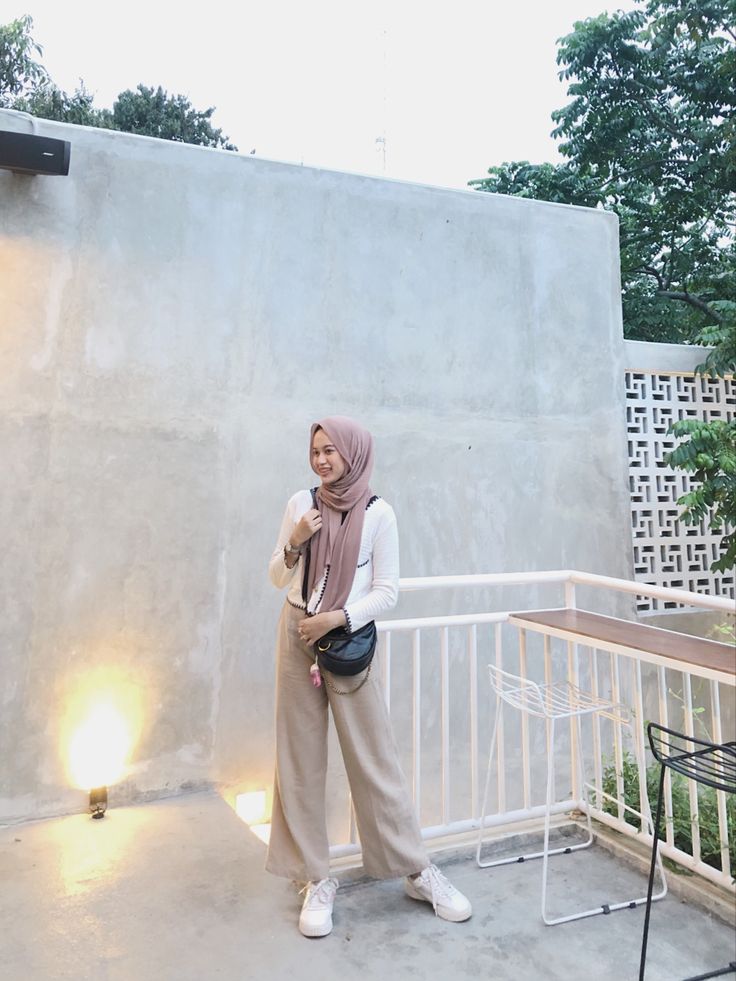 Detail Ootd Hijab Ke Cafe Nomer 6