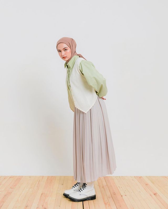 Detail Ootd Hijab Remaja Warna Pastel Nomer 8