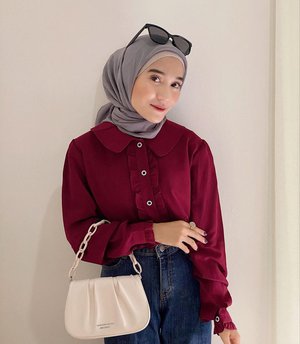 Detail Ootd Hijab Warna Maroon Nomer 24