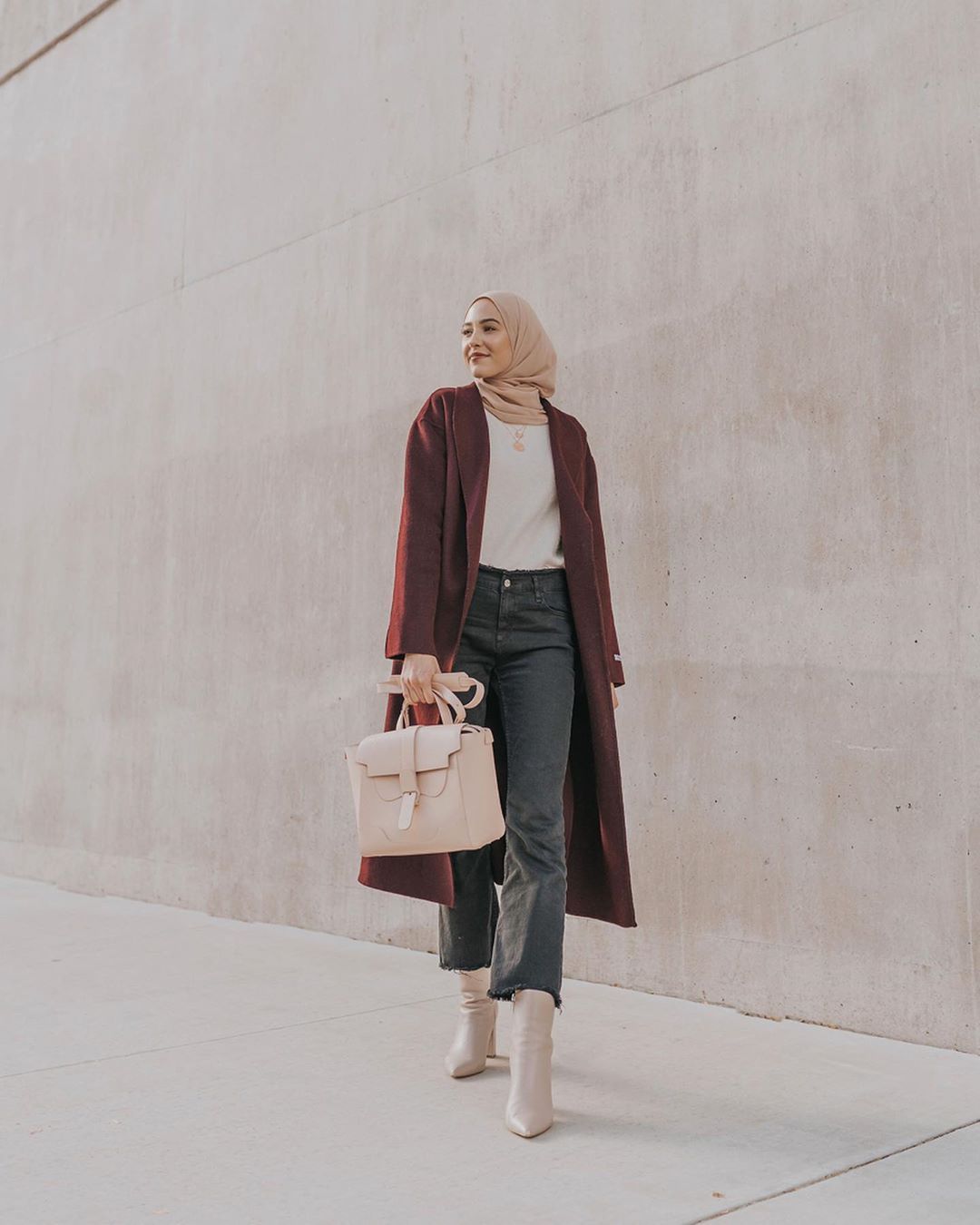 Detail Ootd Hijab Warna Maroon Nomer 27