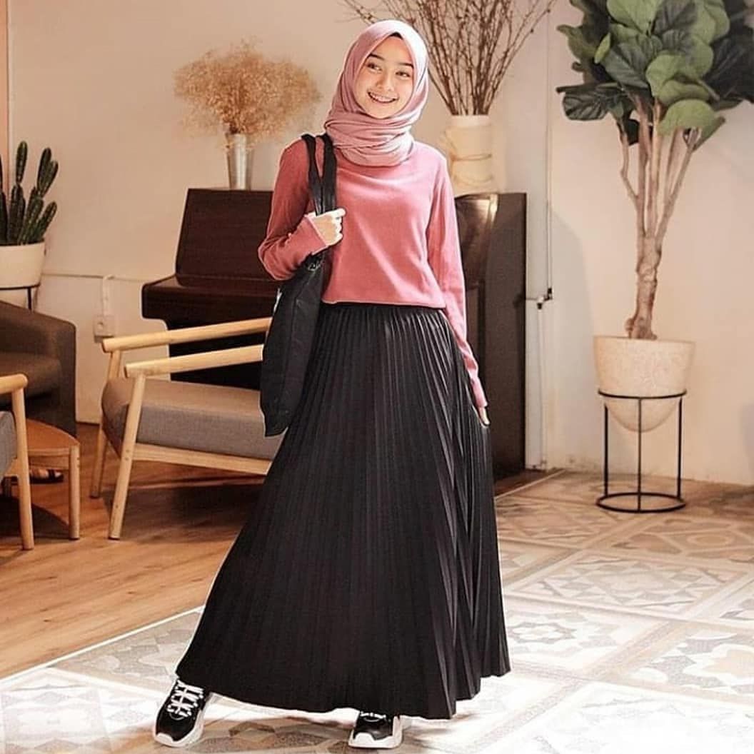 Detail Ootd Hijab Warna Maroon Nomer 40