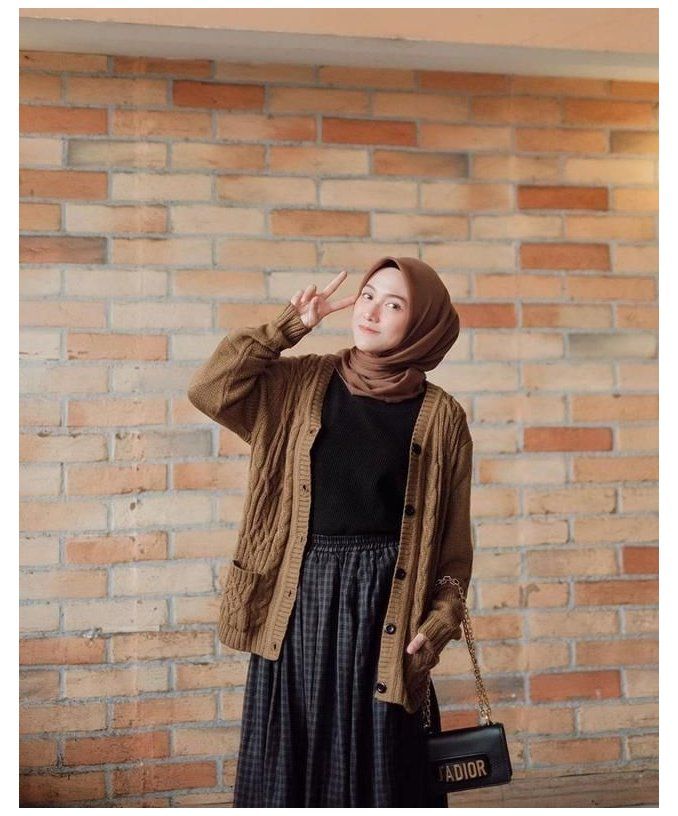 Detail Ootd Hijab Warna Maroon Nomer 54