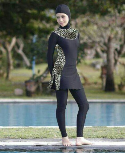 Detail Ootd Ke Kolam Renang Hijab Nomer 43