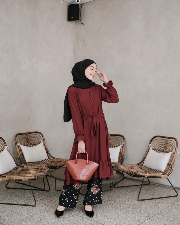 Detail Ootd Maroon Hijab Nomer 43