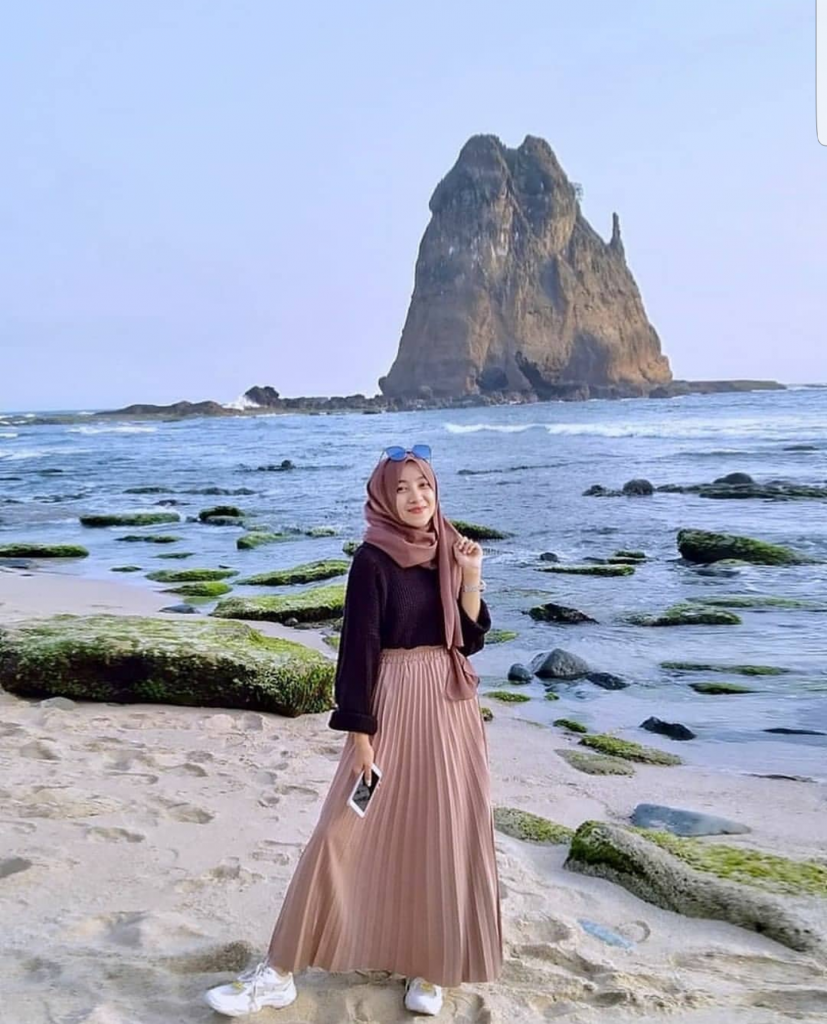 Detail Ootd Pantai Hijab Simple Nomer 20