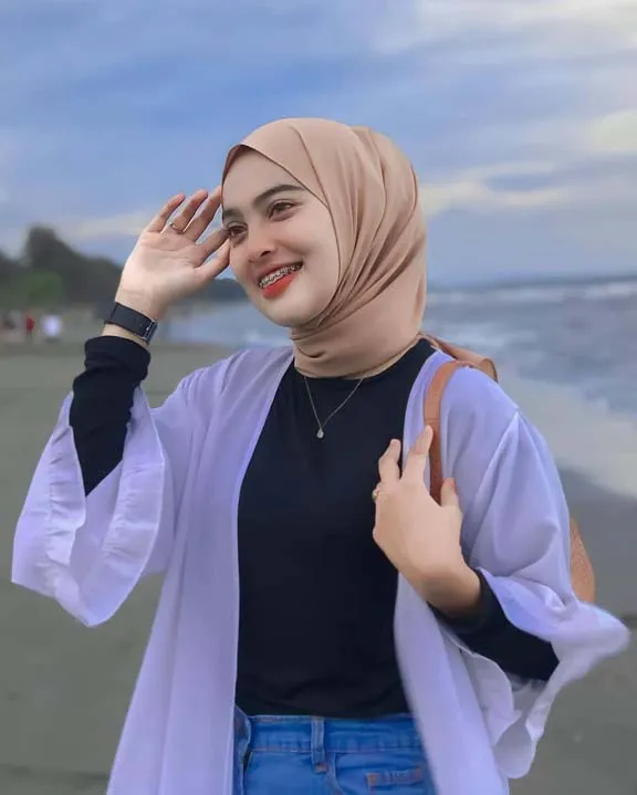 Detail Ootd Pantai Hijab Simple Nomer 46