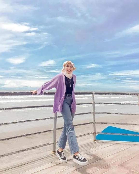 Detail Ootd Pantai Hijab Simple Nomer 57