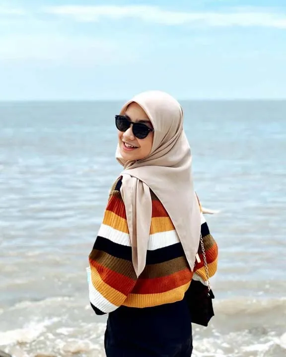 Detail Ootd Pantai Simple Non Hijab Nomer 50