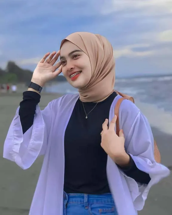 Detail Ootd Style Hijab Ke Pantai Remaja Simple Nomer 43