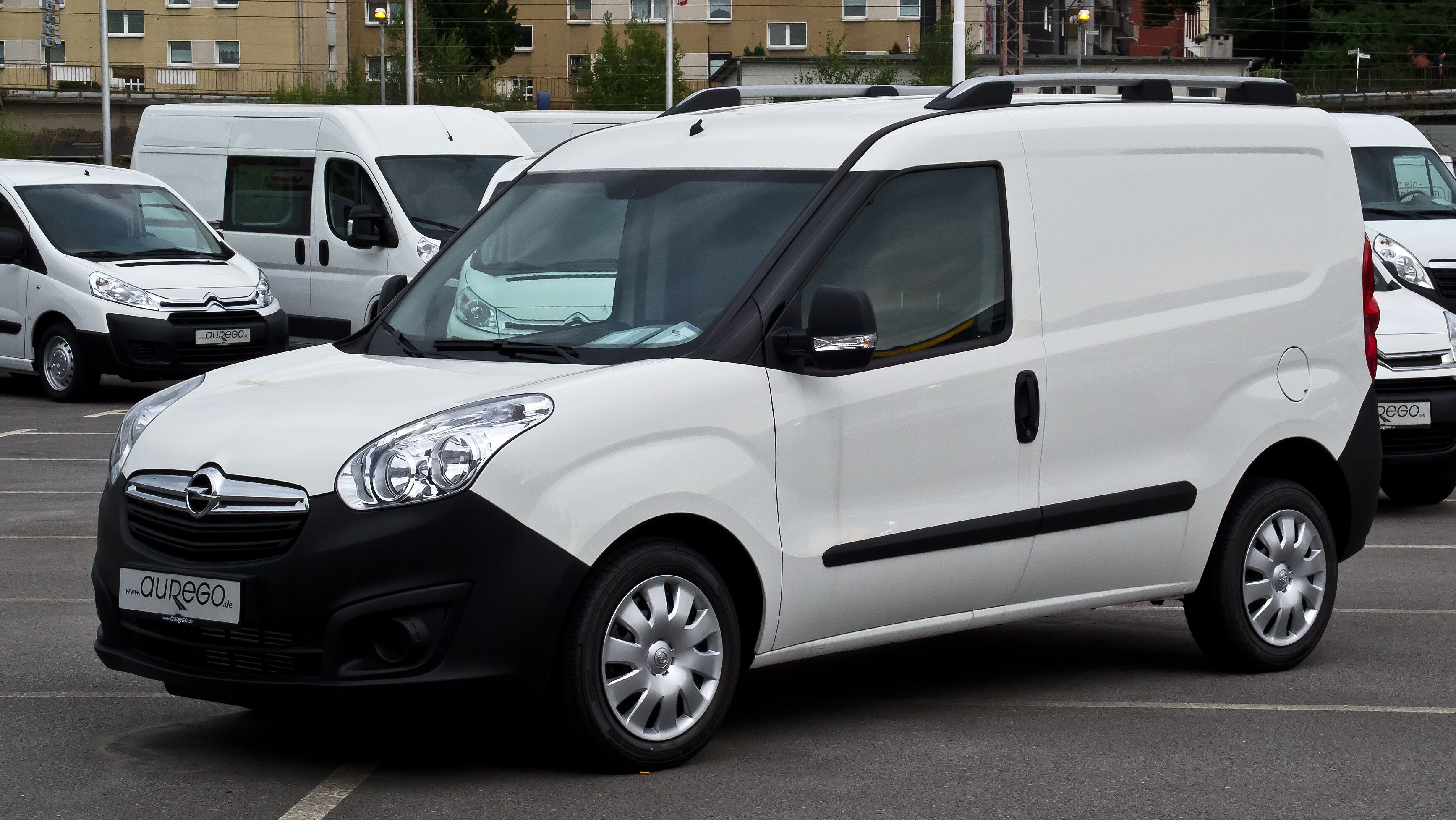 Detail Opel Combo Van Nomer 9