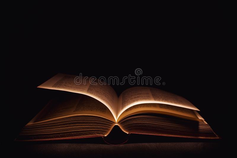 Detail Open Book Wallpaper Nomer 18