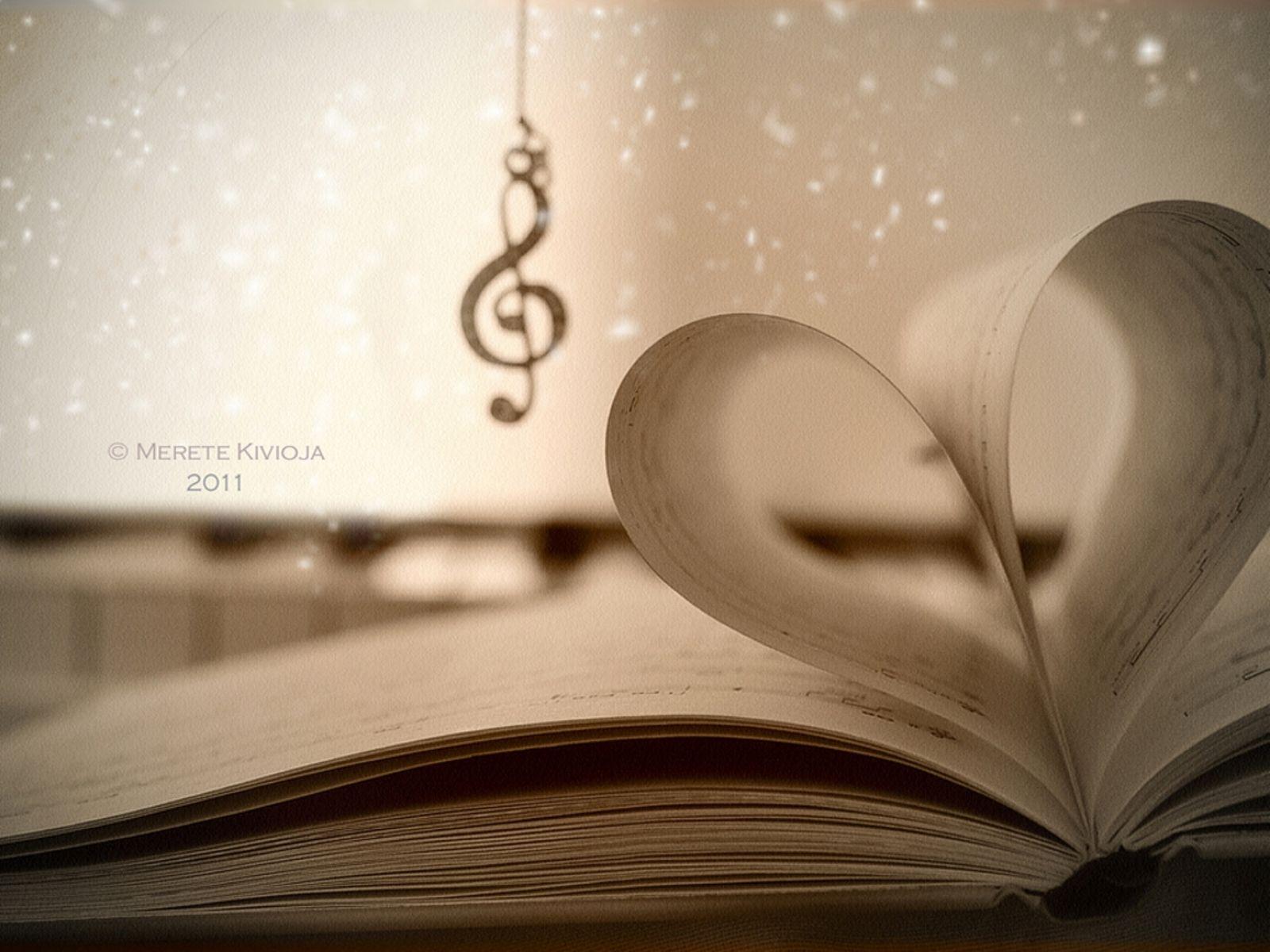 Detail Open Book Wallpaper Nomer 22