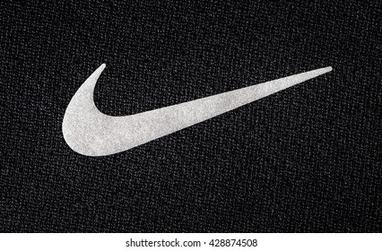 Detail Logo Nike Putih Nomer 16