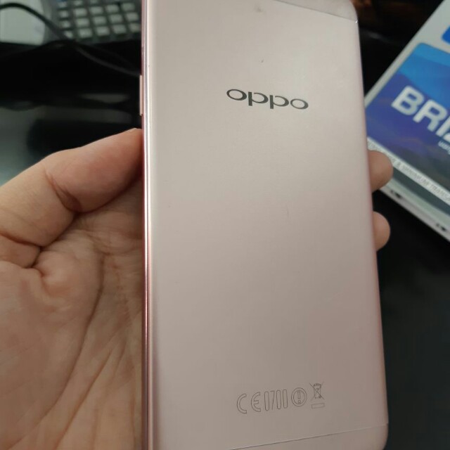 Detail Oppo F1s Warna Gold Nomer 9