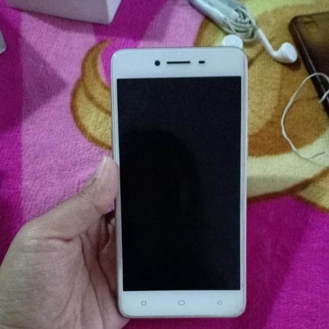 Detail Oppo Rose Gold A37 Nomer 48