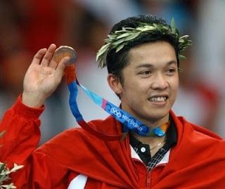 Detail Orang Yang Berprestasi Nomer 14