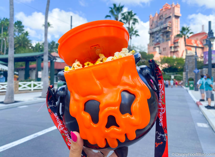 Detail Orange Cauldron Popcorn Bucket Nomer 2