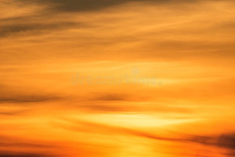 Detail Orange Sky Background Nomer 10