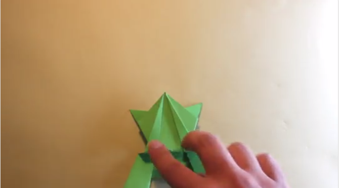 Detail Origami Katak Lompat Nomer 34