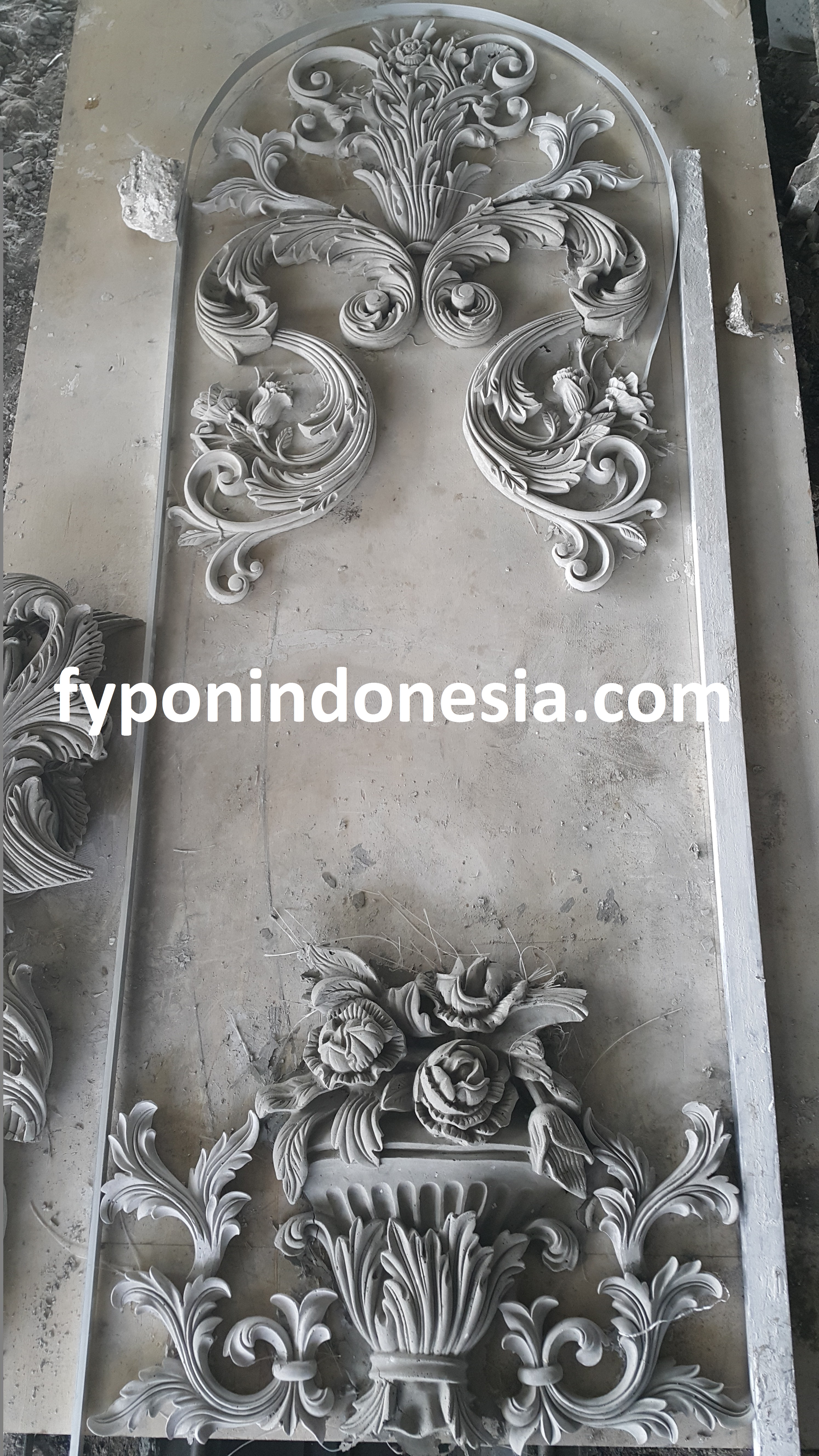 Detail Ornamen Dinding Klasik Nomer 13