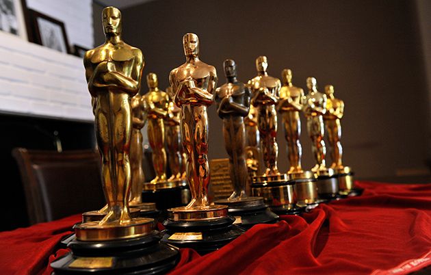 Detail Oscar Award Trophy Picture Nomer 44