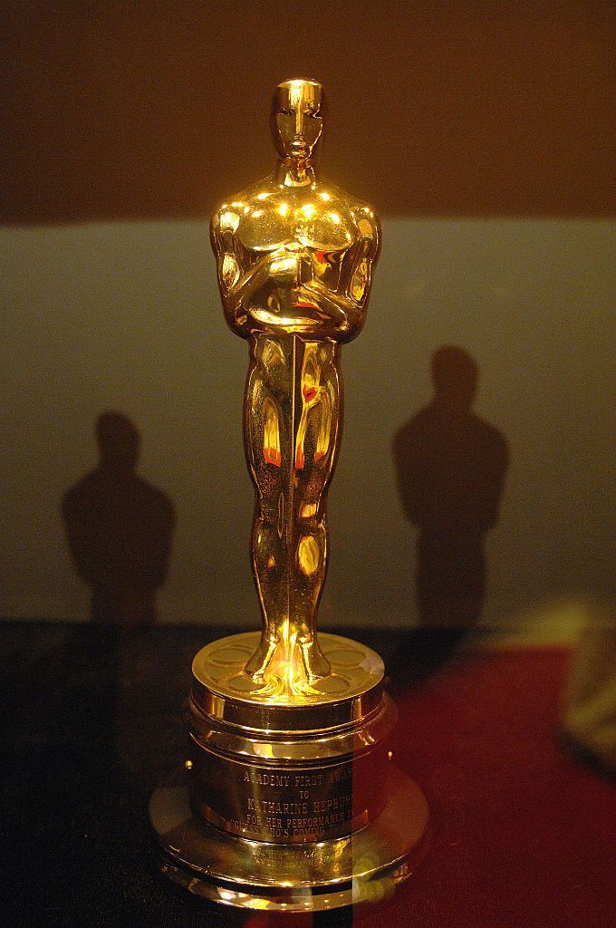 Detail Oscar Trophy Image Nomer 43