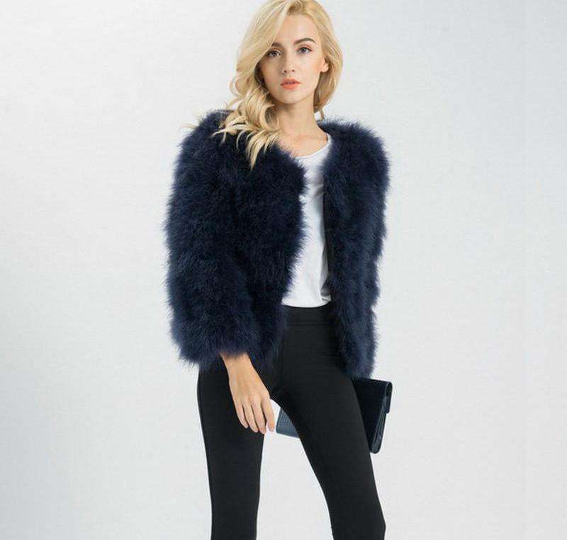 Detail Ostrich Fur Coat Nomer 47