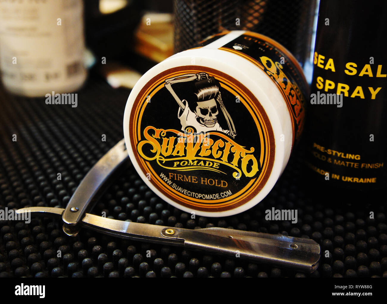 Detail Logo Pomade Suavecito Nomer 42