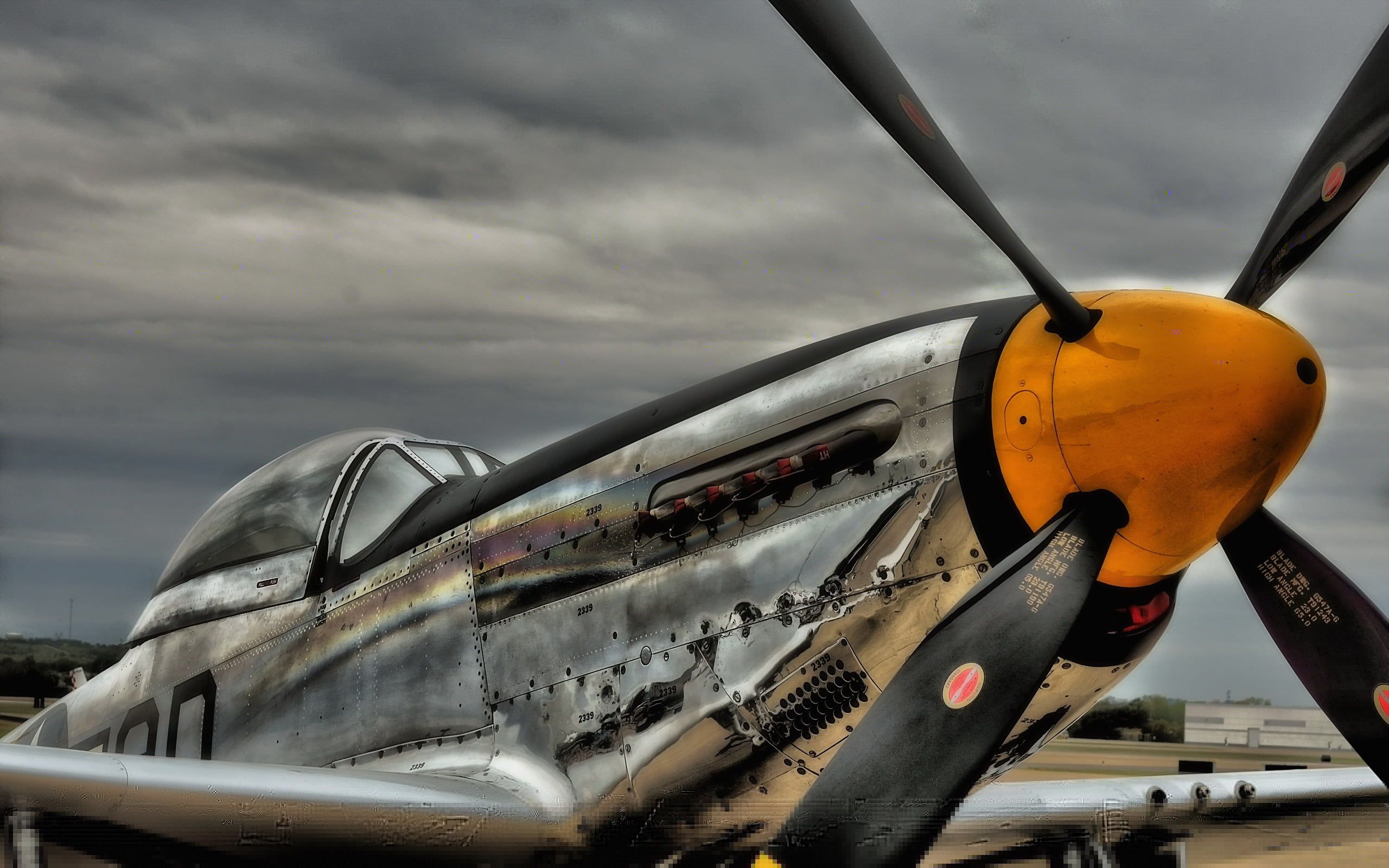Detail P 51 Mustang Background Nomer 6