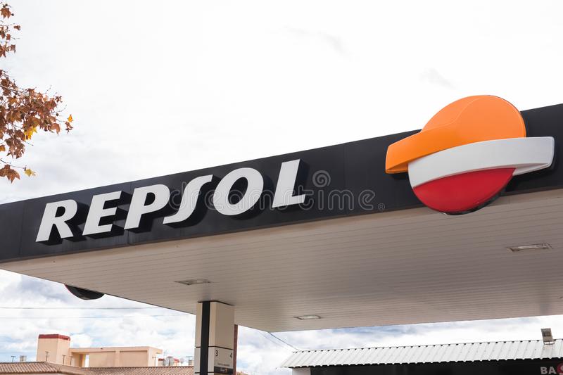 Detail Logo Repsol Ypf Nomer 34