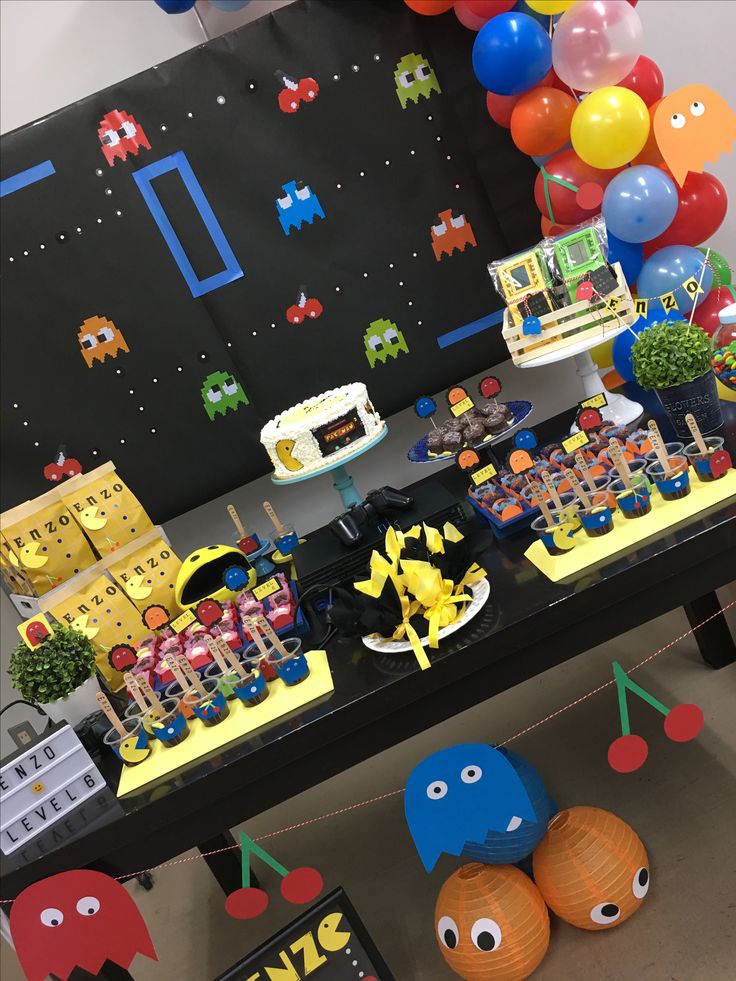 Detail Pac Man Birthday Decorations Nomer 22