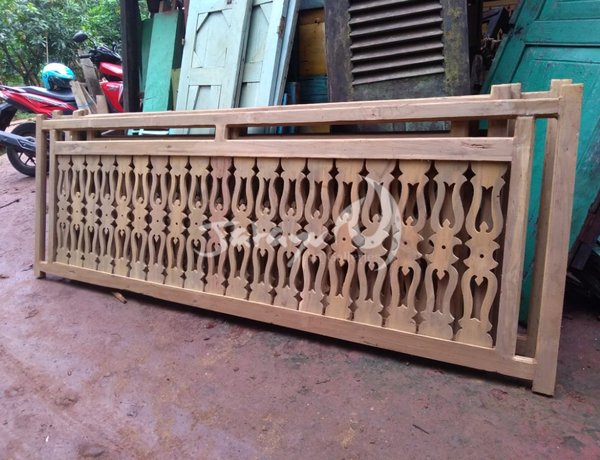 Detail Pagar Kayu Teras Depan Nomer 26