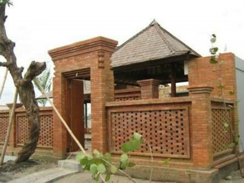 Detail Pagar Rumah Adat Bali Nomer 7