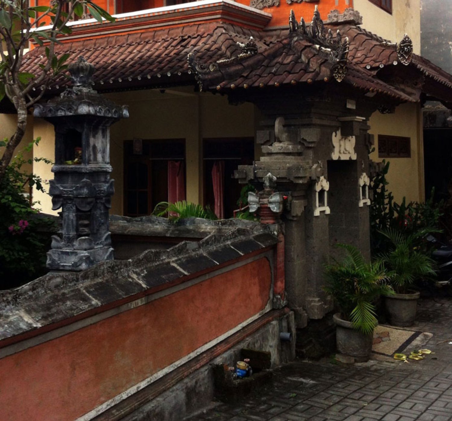Detail Pagar Rumah Bali Nomer 8