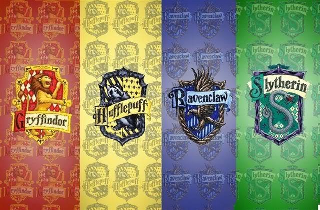 Detail Logo Sekolah Harry Potter Nomer 13