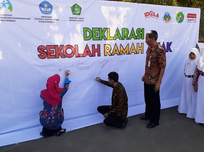 Detail Logo Sekolah Ramah Anak Nomer 36