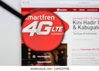 Detail Logo Smartfren Vector Nomer 26