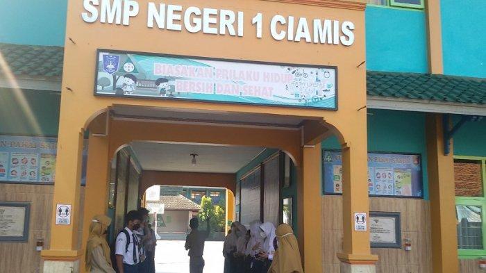 Detail Logo Smpn 1 Ciamis Nomer 10