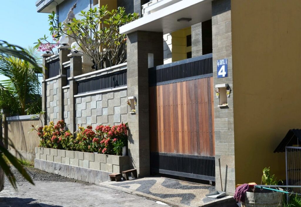 Detail Pagar Rumah Tembok Minimalis Nomer 25