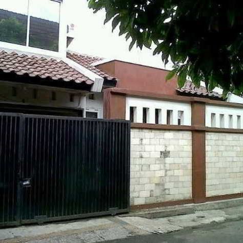 Detail Pagar Rumah Tertutup Nomer 5