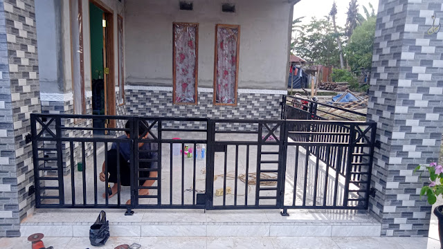 Detail Pagar Teras Rumah Nomer 11