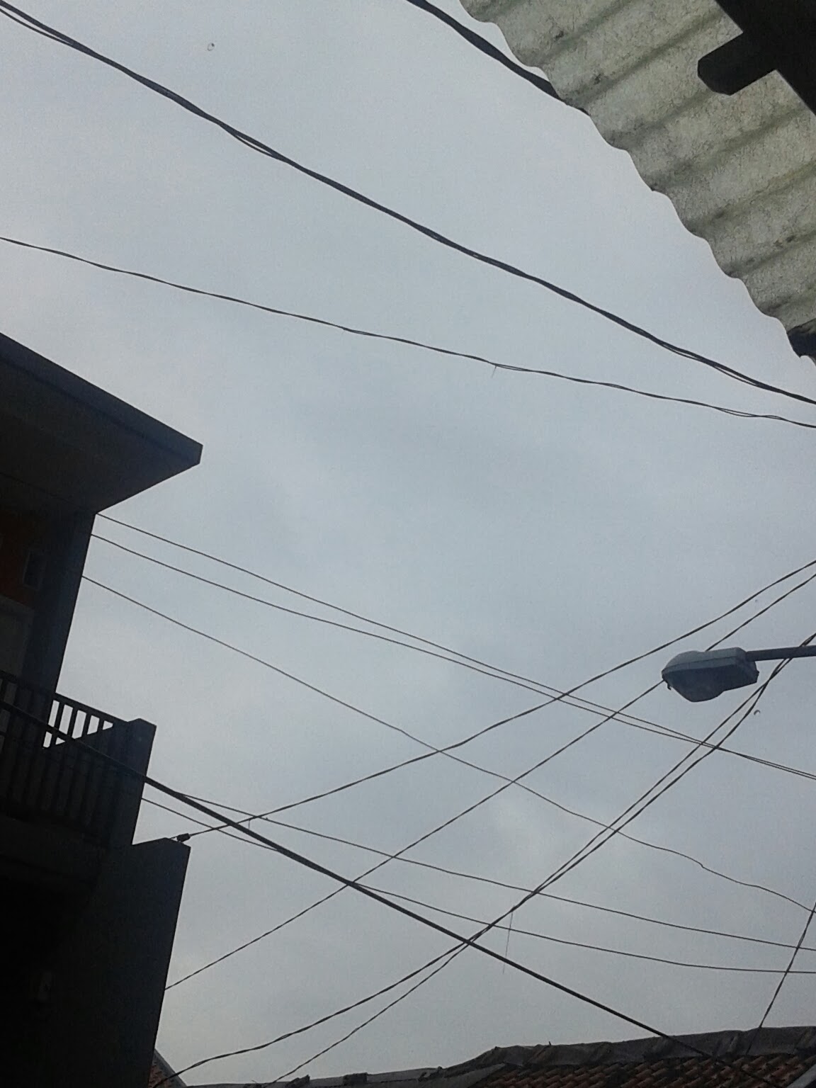 Detail Pagi Yang Mendung Nomer 11