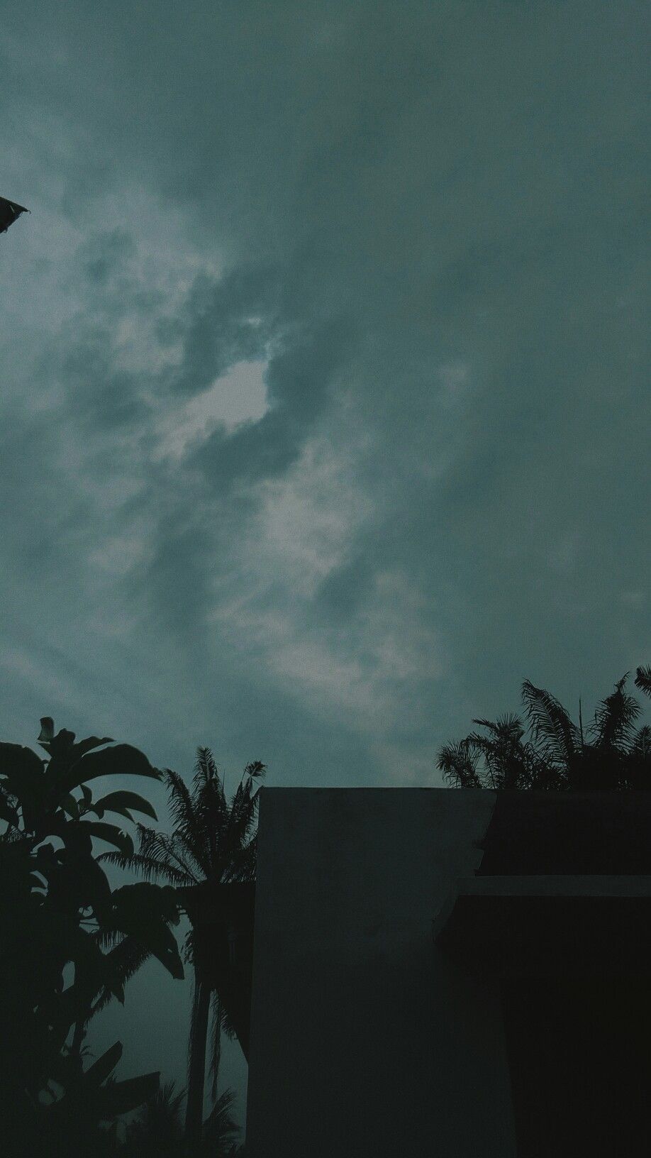 Detail Pagi Yang Mendung Nomer 22