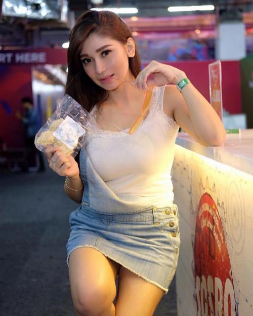 Detail Paha Mulus Model Nomer 29