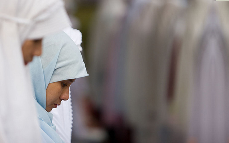 Detail Pahala Wanita Shalat Di Rumah Dan Masjid Nomer 22